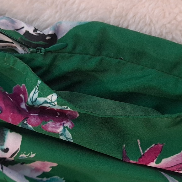 Eshakti gorgeous skirt - Picture 14 of 14